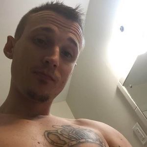 Meet your Posher, Dakota